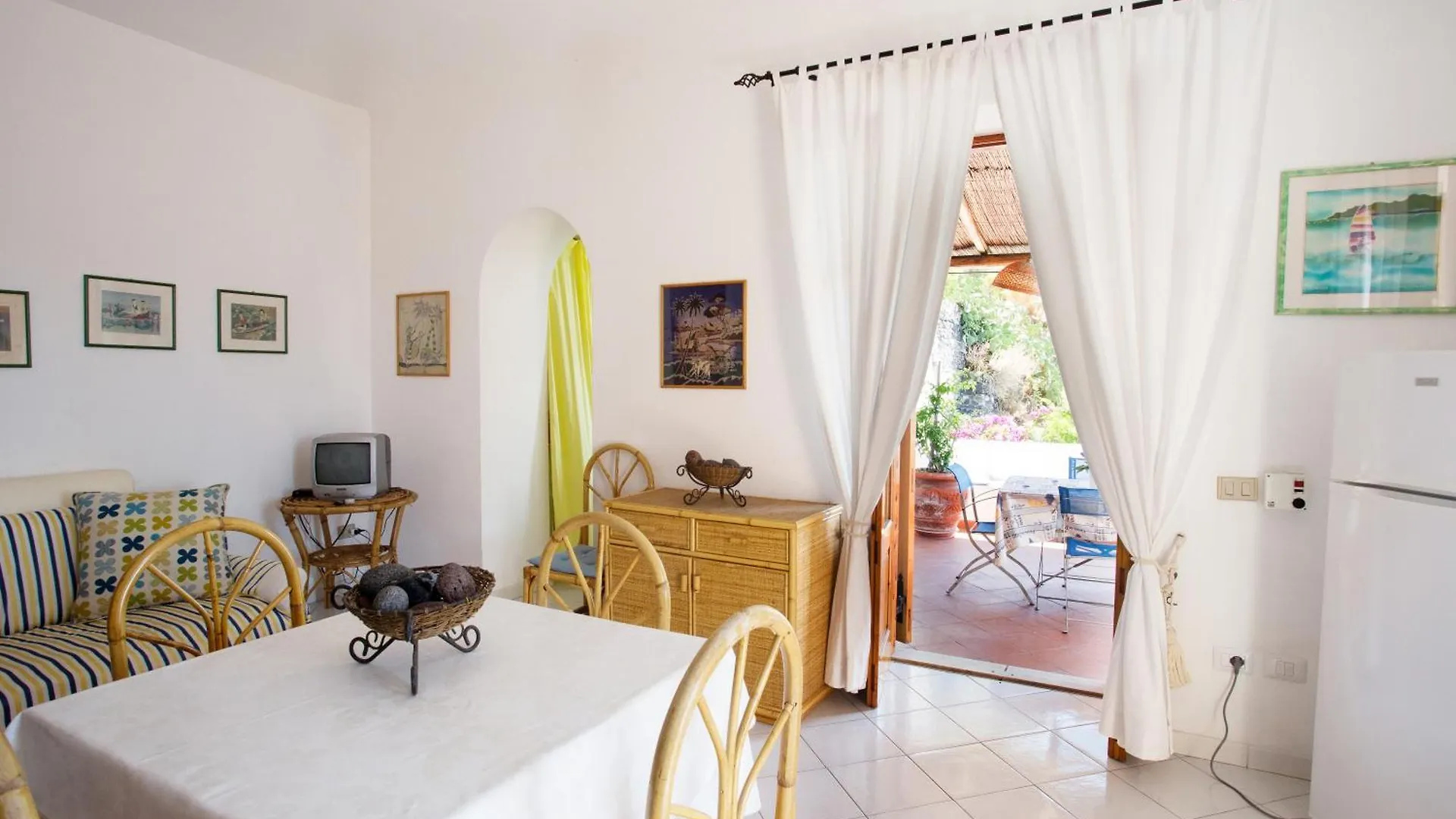 Apartment Case Cincotta- Bagnamare Lipari