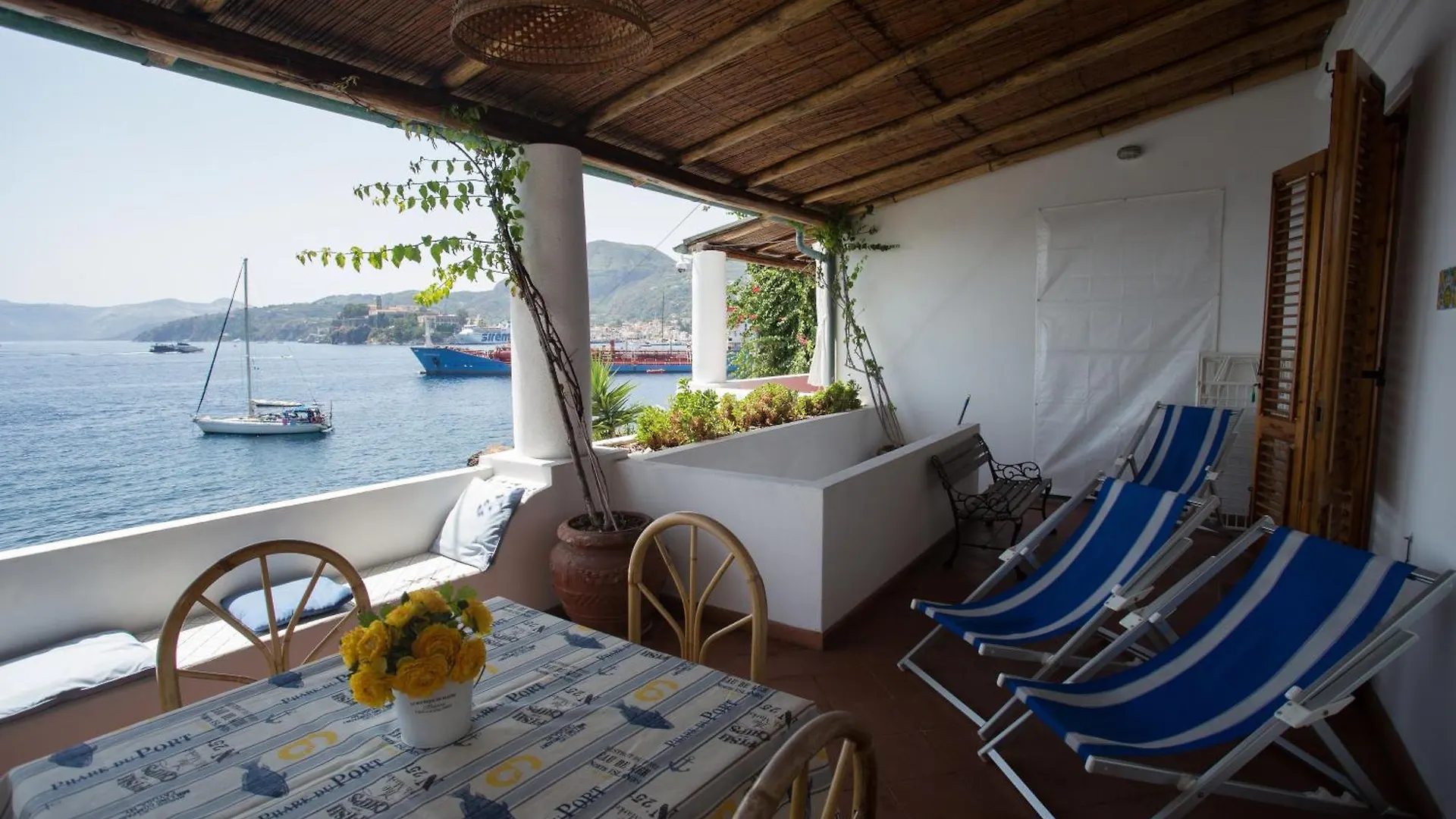 Apartment Case Cincotta- Bagnamare Lipari